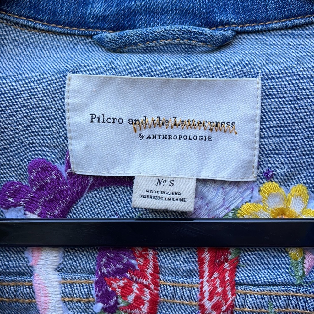 ❗️SOLD❗️ANTHROPOLOGIE- PILCRO “AMORE”FLORAL DENIM JACKET S - Picture 11 of 14